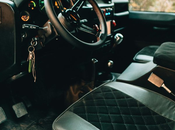 Come migliorare la reattività del pedale del gas in un'auto con trasmissione automatica?